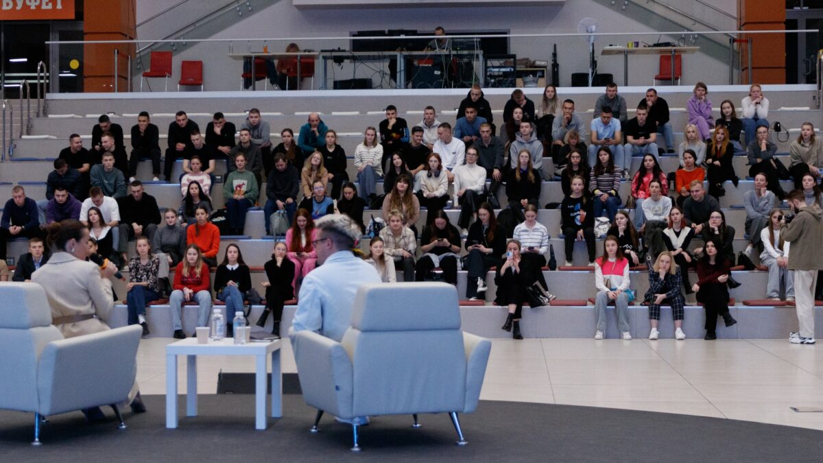 Волонтёрство и контроль