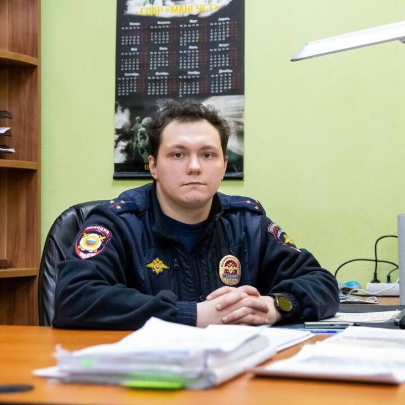 Полицейский спас мальчика, истекающего кровью