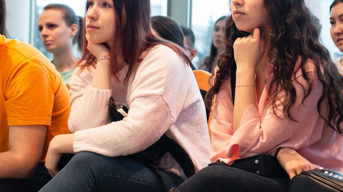 Поддержка коммуникации между подгруппами