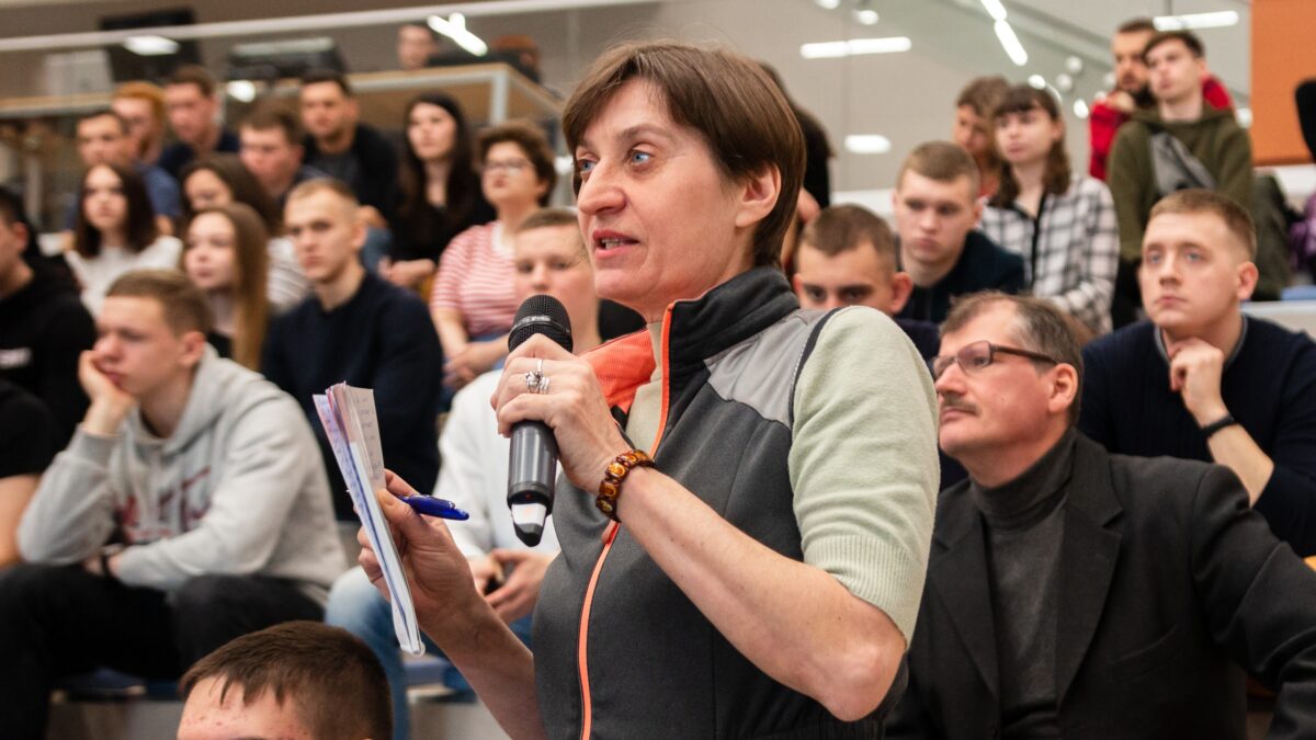 Диалог с волонтёрами о каналах связи