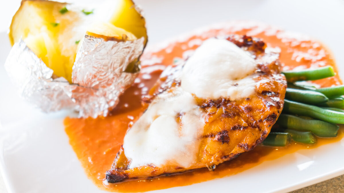 Ужин при свечах на 14 февраля: меню от закуски до десерта