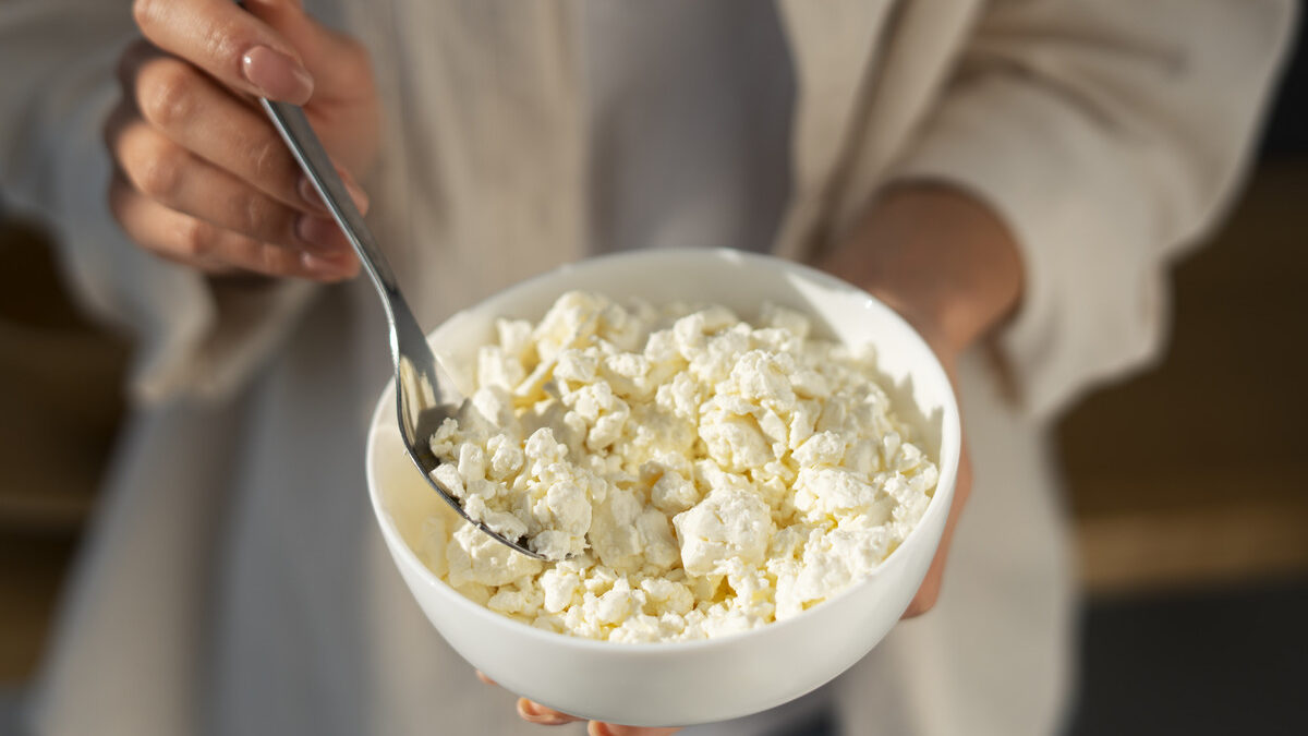 Для костей и иммунитета! Простые и полезные рецепты из творога – топ-7