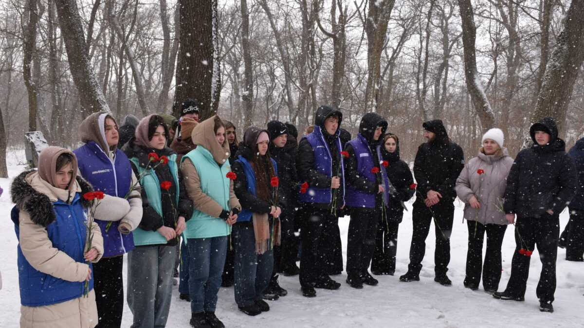 Молодогвардейцы и их неугасимый подвиг