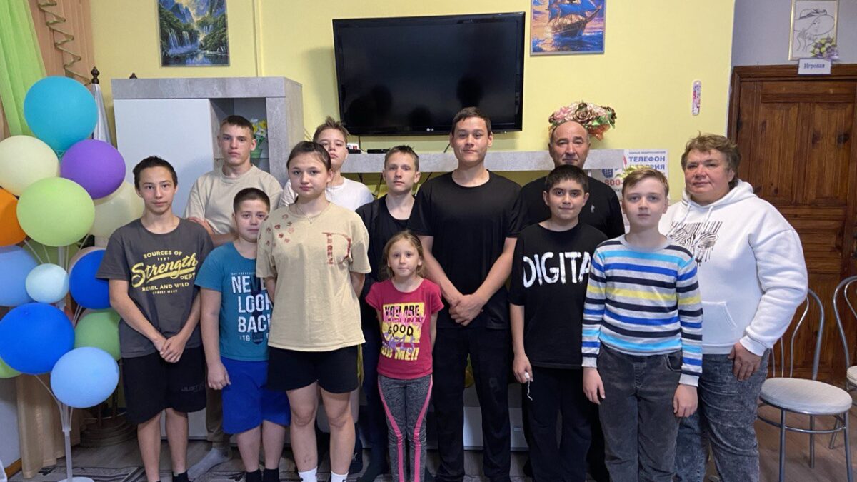 Айрат Гареев и его помощь детям.