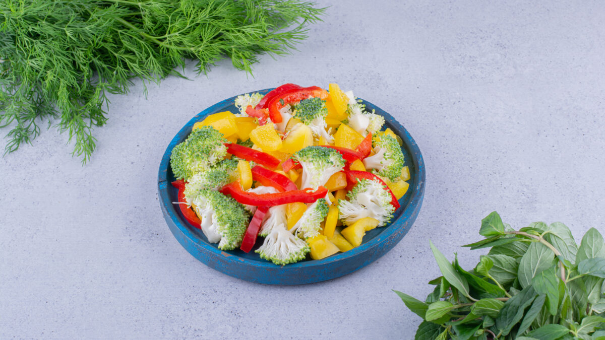 Больше овощей – здоровее сердце: врач рассказала, сколько клетчатки в день нужно человеку