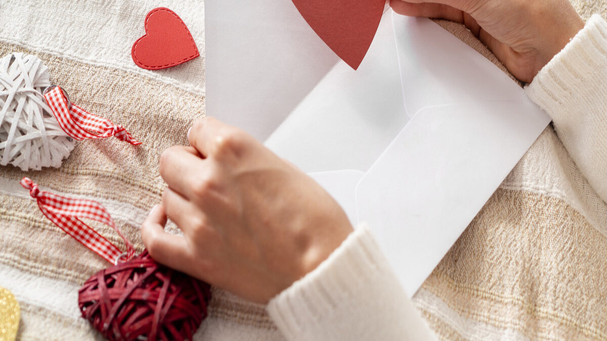 От открытки до подвески – как сделать валентинку своими руками? Топ-7 идей и пошаговая инструкция