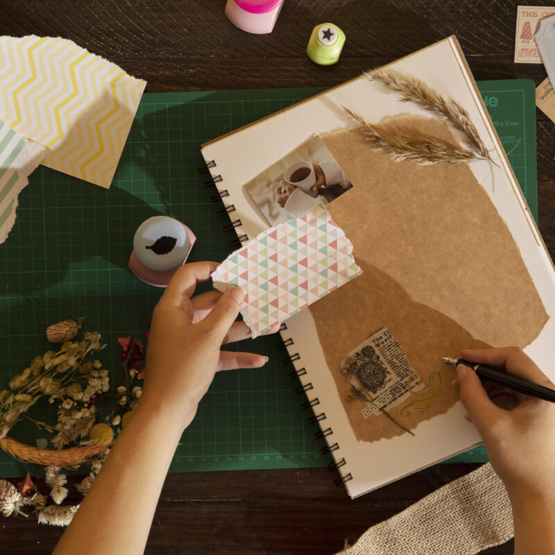 Скрапбукинг для начинающих: как сохранить воспоминания в цифровую эпоху