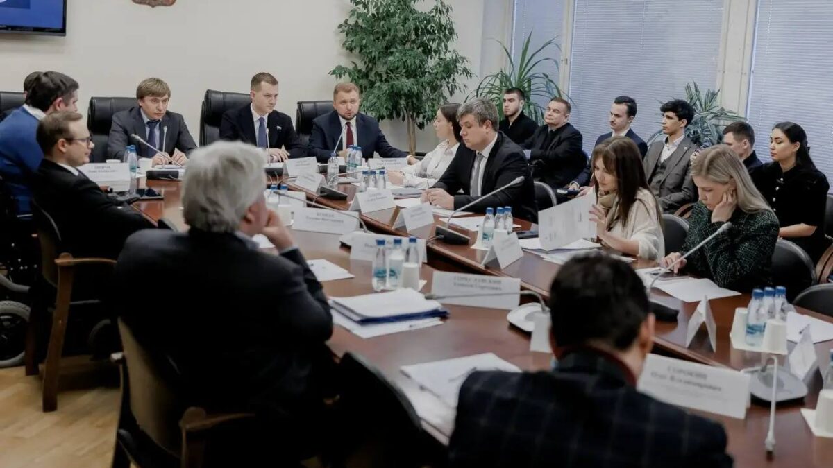 83% молодёжи верят в возможность самореализации в России