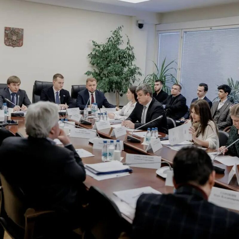 83% молодёжи верят в возможность самореализации в России