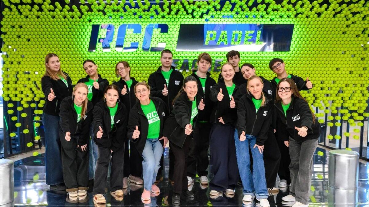 Более 120 волонтёров приняли участие в масштабных соревнованиях Лиги RCC Padel