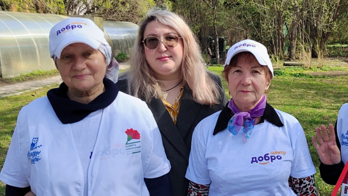 Сирийские мигранты тоже слушаются омских бабушек: как сибирячка стала наставницей для пенсионеров