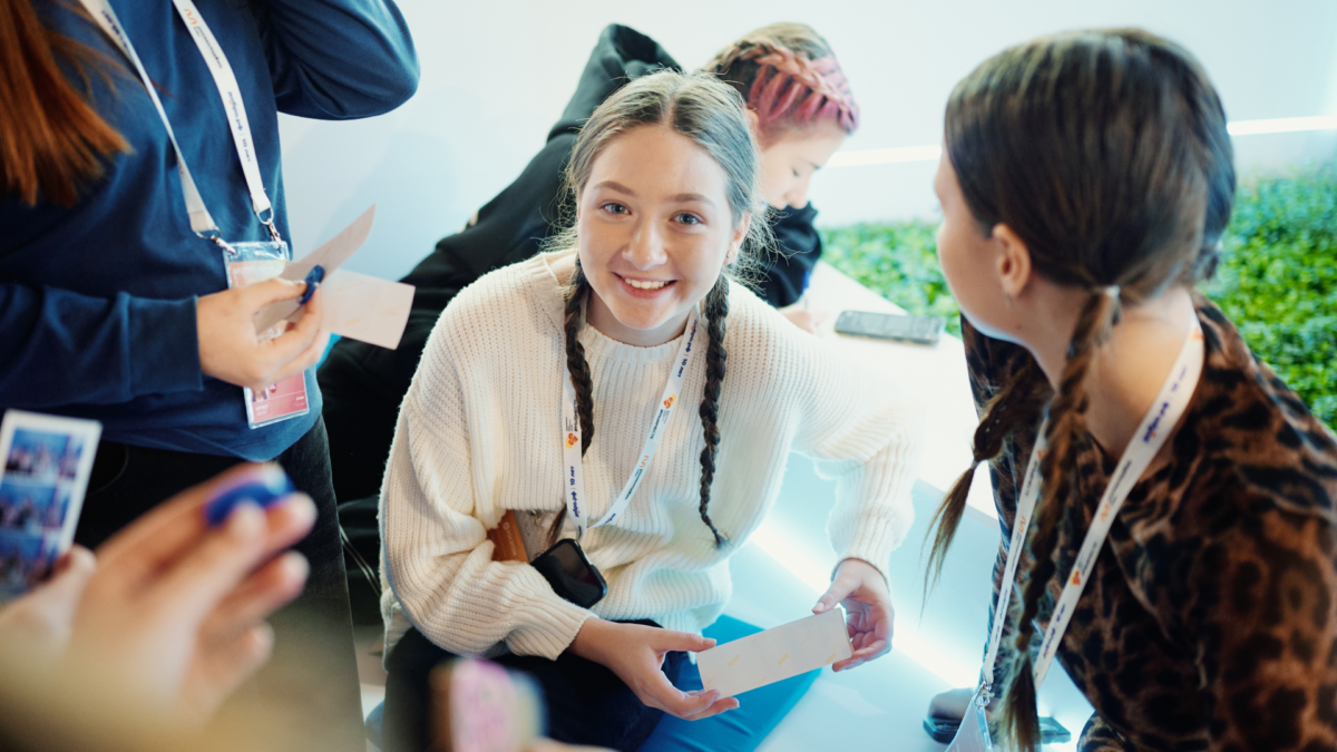 Как привлечь молодёжь в проект: на какие крючки клюют зумеры