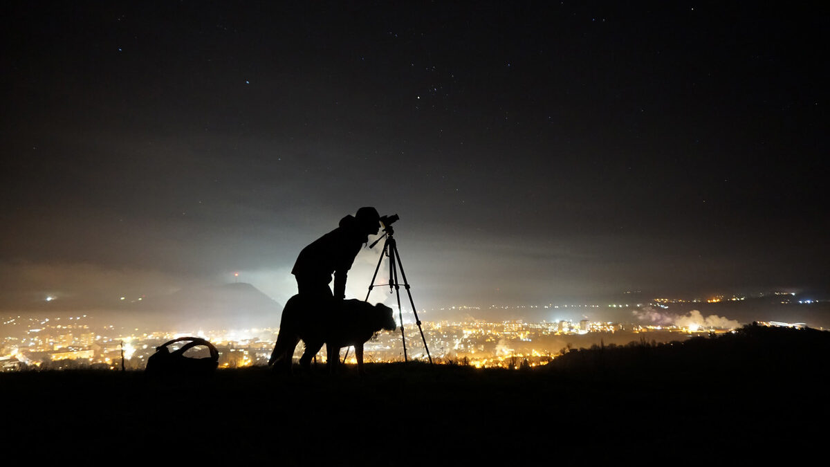 Что такое парад планет и когда он пройдёт в 2026 году: где и как его смотреть