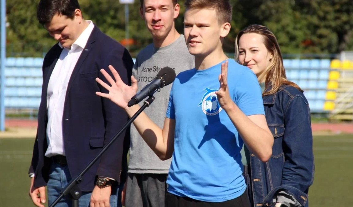 Добровольцы Гумкорпуса в деле не только на гуманитарном фронте!