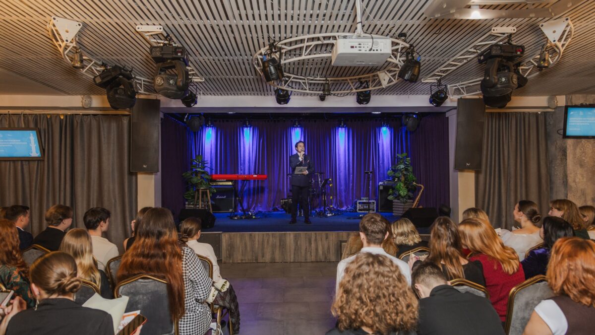 Работа и социальные ожидания