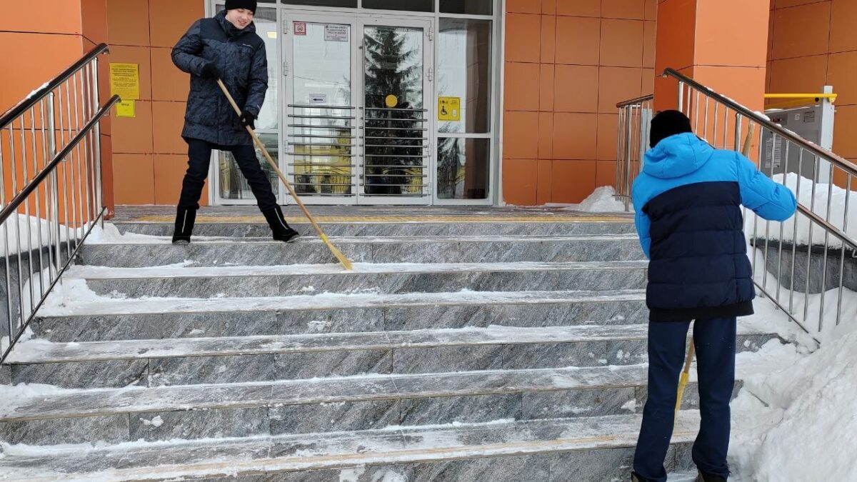 Снежный десант МБОУ СОШ №3