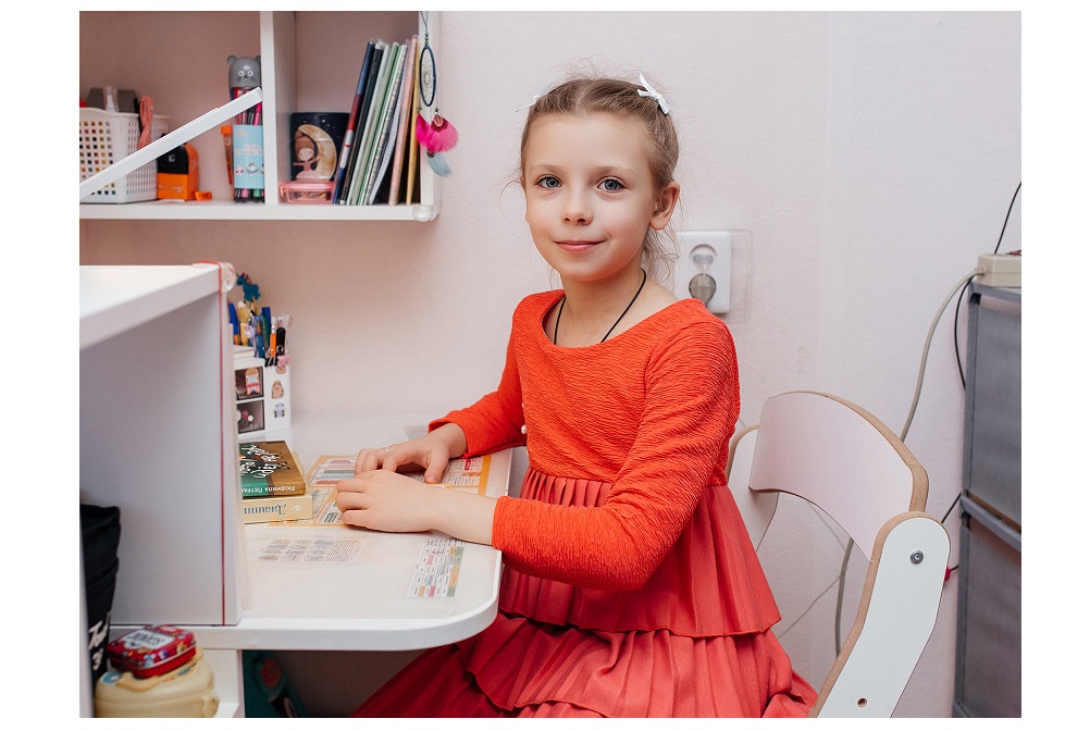 Поможем Вaре услышать мир: сбор открыт в приложении Tooba