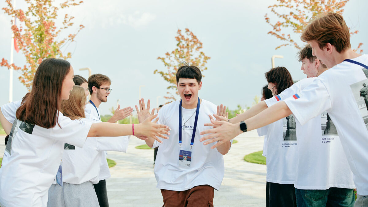 «Подростки выходят на рынок труда»: откровение эксперта, помогающего школьникам найти дело жизни