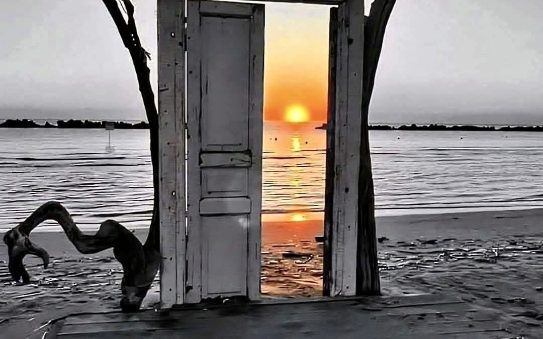 Ты боишься что-то упустить? А оно уже упущено.