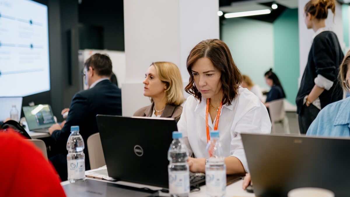 Не только гранты! Как получить поддержку социальному проекту? Топ площадок и 5 простых шагов