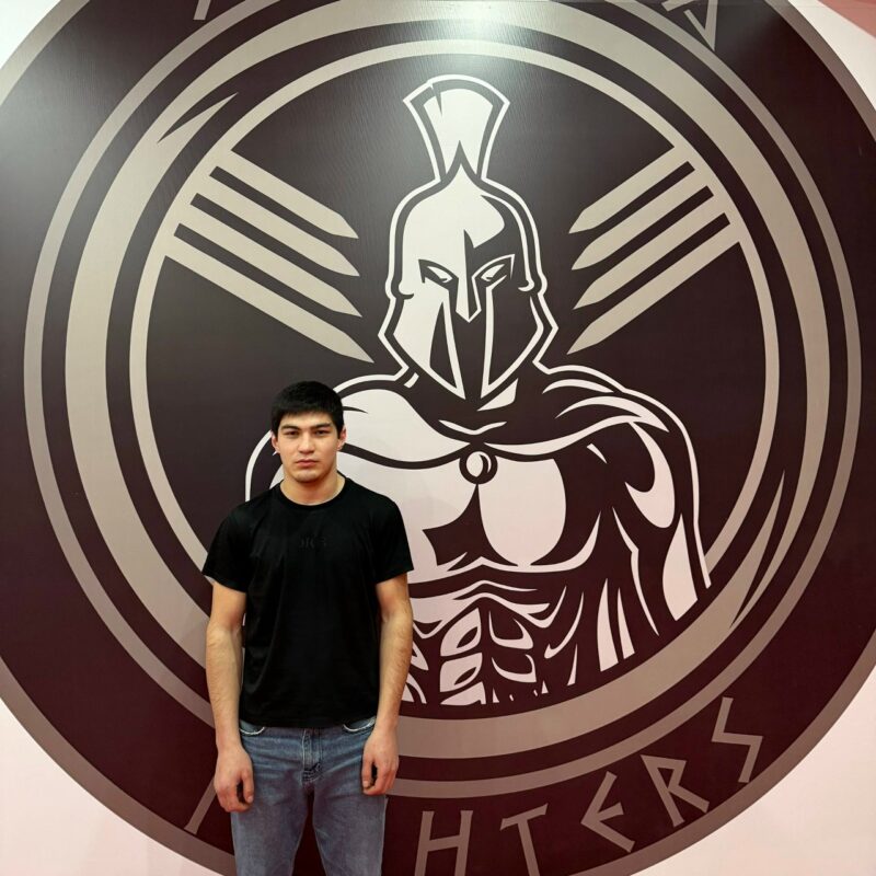 Спас пенсионера из пожара под Волжским молодой парень