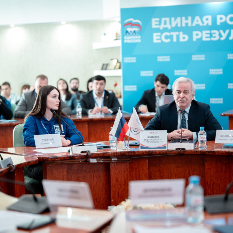 Шефство над руинами, стройки века и умное ЖКХ: как молодёжь меняет города в регионах