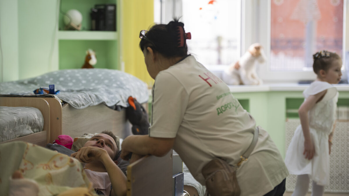 Почему помощь детям стоит по-разному: фонд «Дорога жизни» объяснил, из чего складывается стоимость…