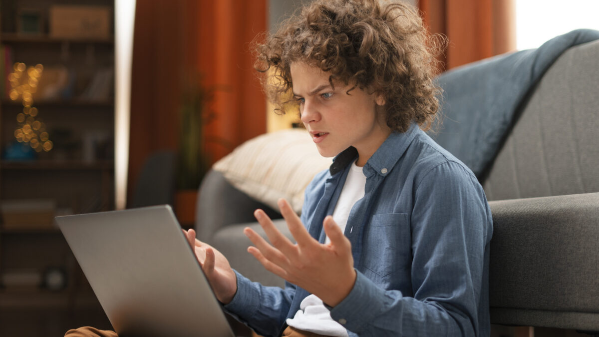 В регионах вводят лимит на интернет: кого он коснётся, как проверить и что делать