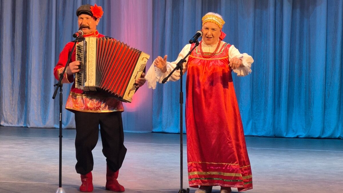 «Зал не поверил»: 82-летняя дончанка покорила жюри конкурса красоты художественным свистом