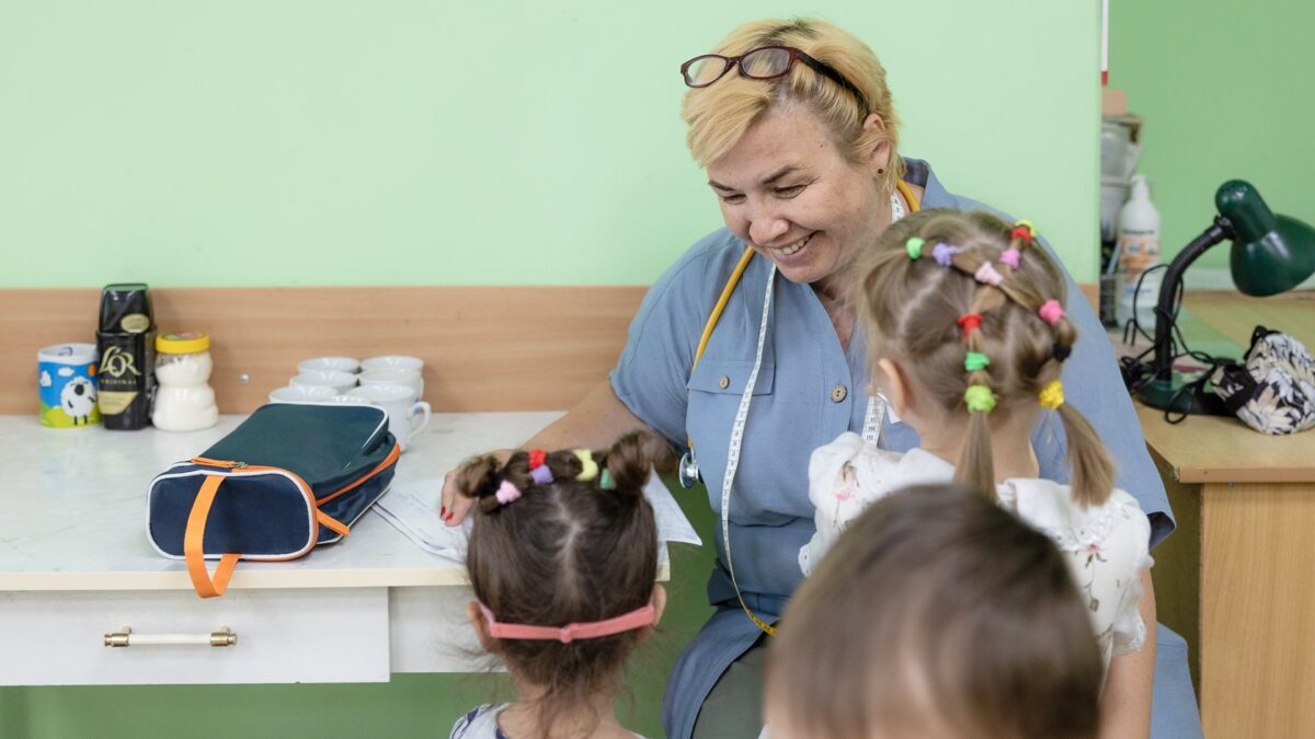 Горячая линия помощи в Москве: 11 номеров НКО