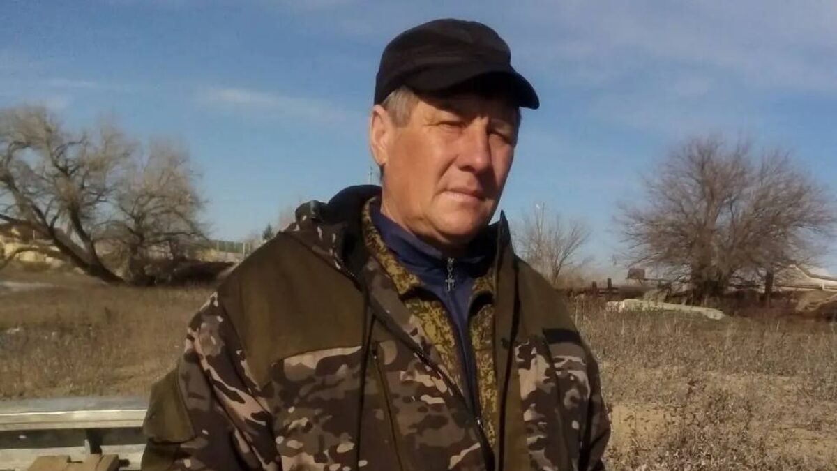 «В благодарность организовали праздник»: водитель автобуса спас мужчину, провалившегося под лёд