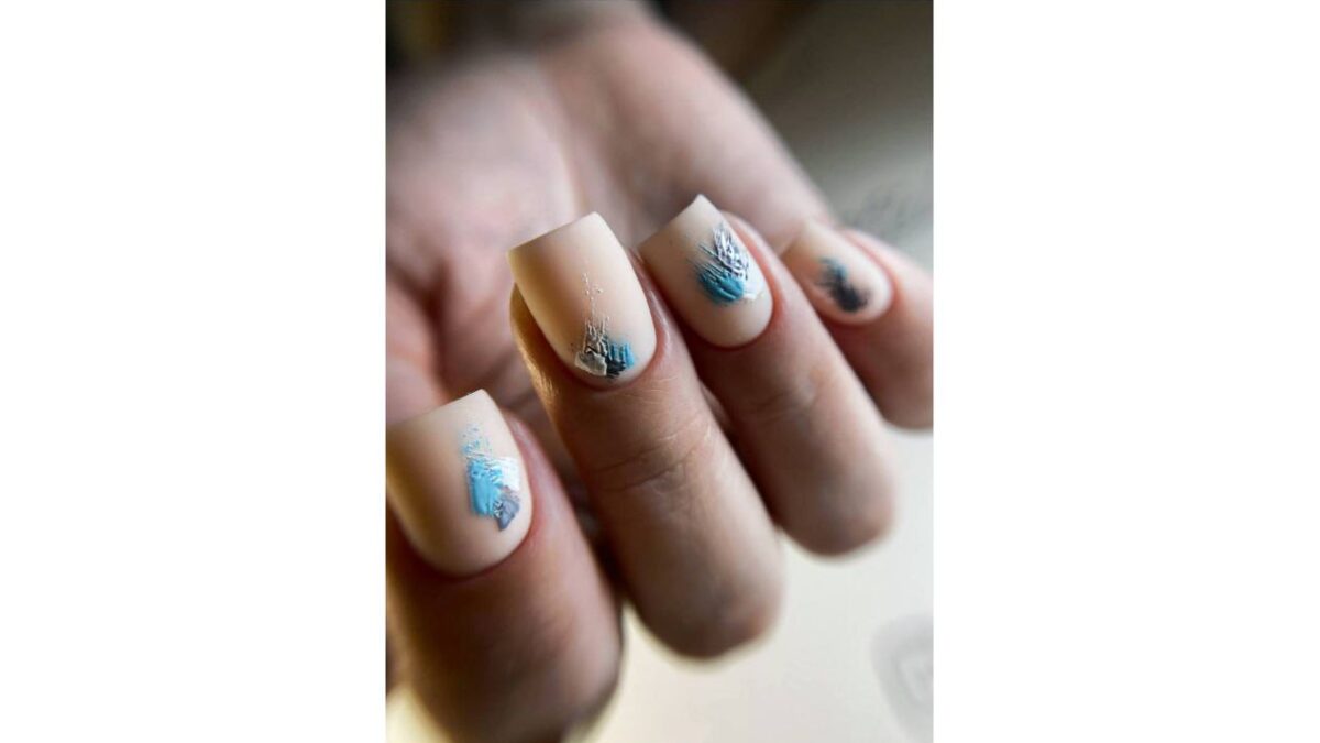 3D, паутина и металл: какой маникюр сделать весной 2026? Топ-10 дизайнов