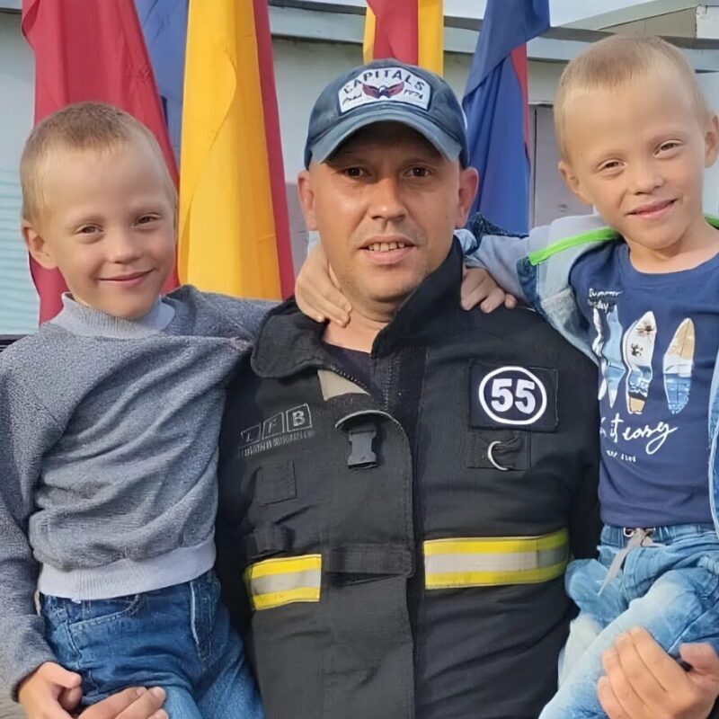 Спас женщину из огня на прогулке с собакой: Евгений Луценко