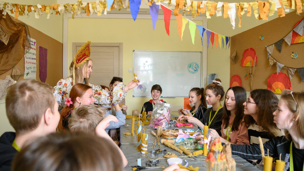 Психологи-волонтёры помогают семьям из зоны боевых действий