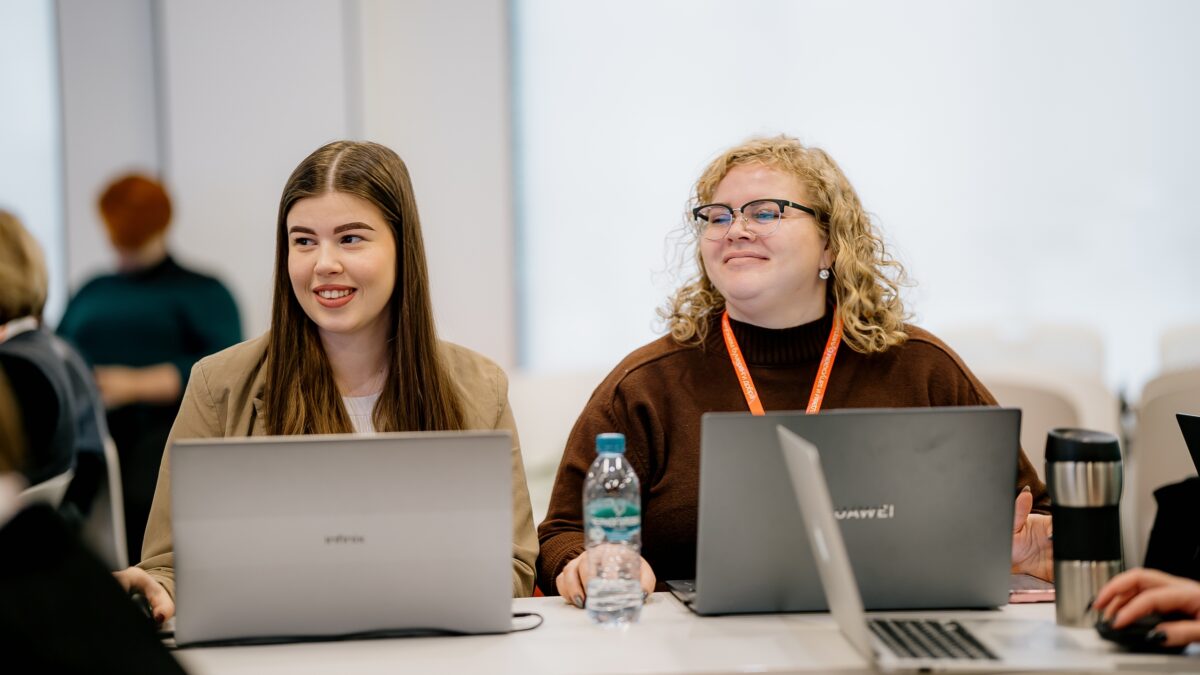 Поддержка социальных проектов: где её получить в 2026 году?