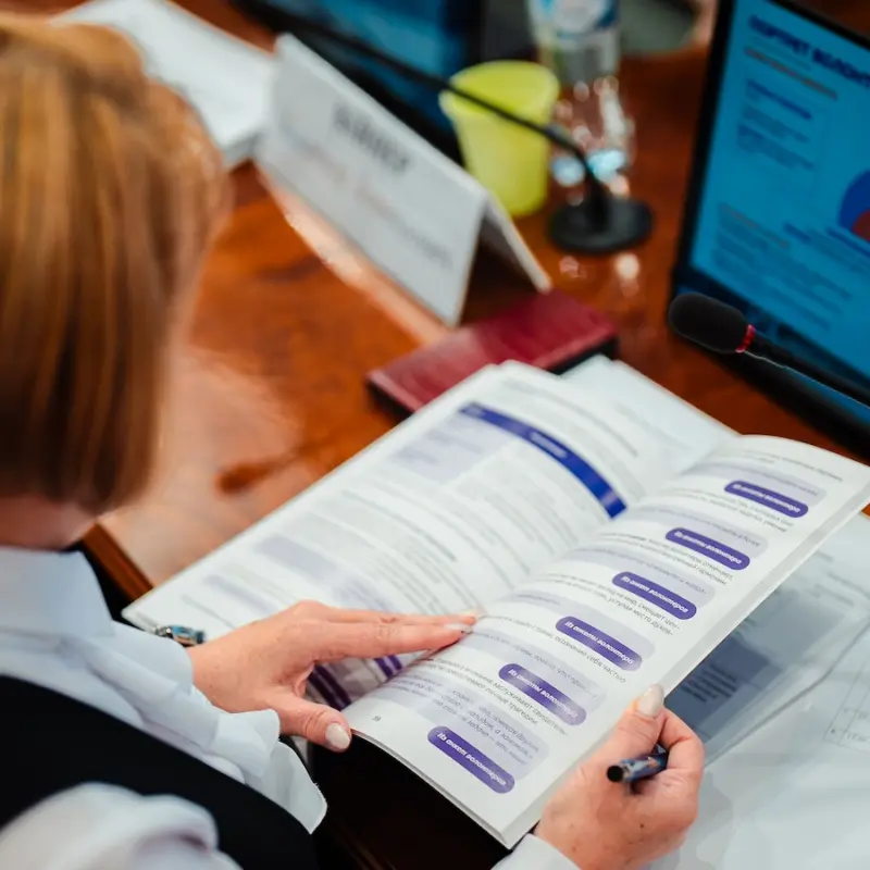 84% лидеров гражданских организаций участвуют в воспитании молодёжи