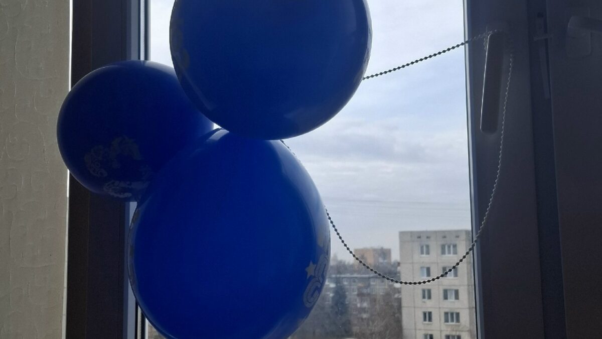 Синие цвет оказывается «говорит», о том, что в доме живет ребенок с РАС