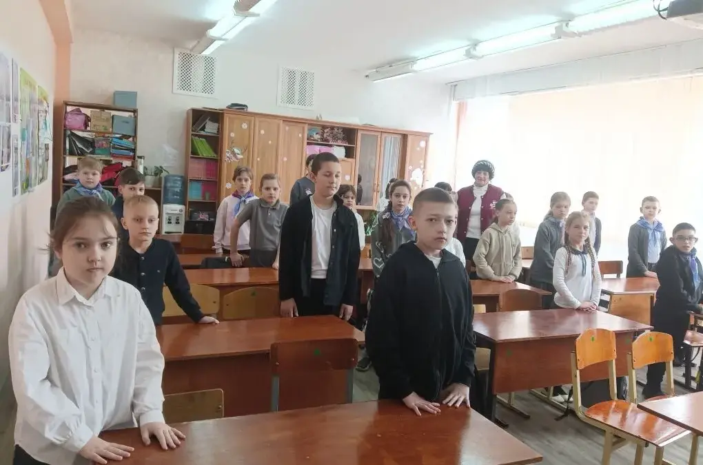 Передаю эстафету памяти третьеклассникам.