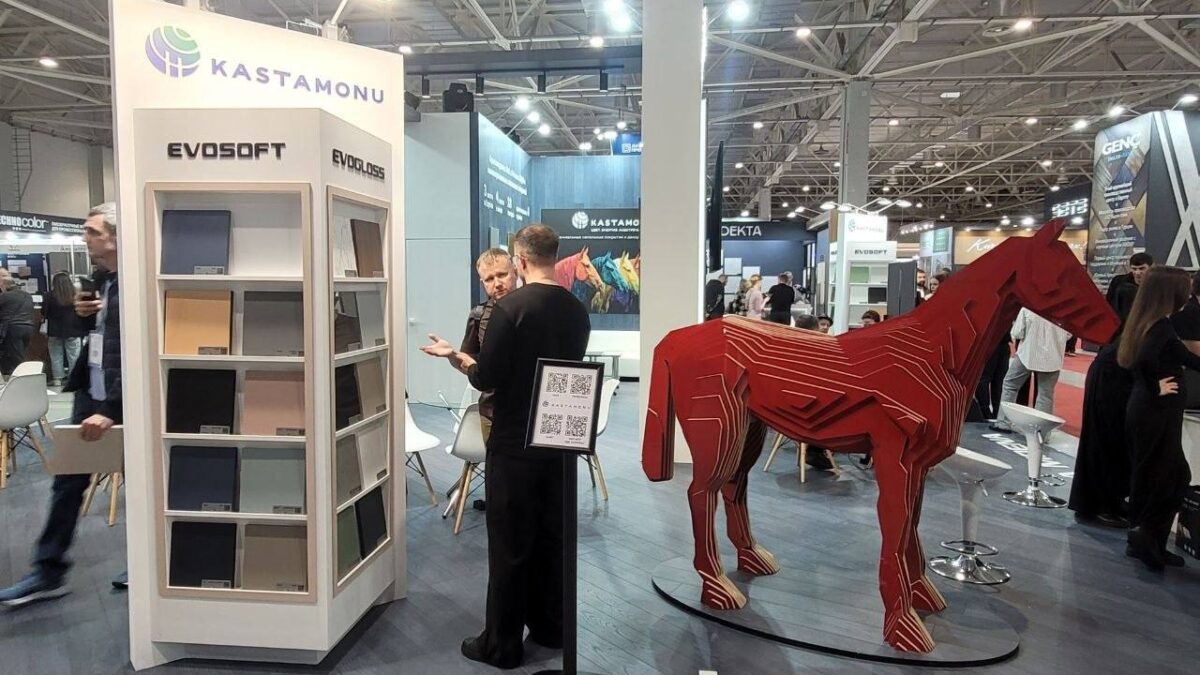 Компания Kastamonu представила новинки декоративных панелей брендов Evosoft и Evogloss на выставке…