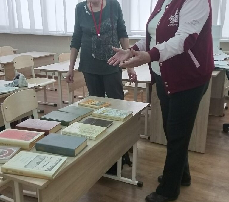 Апрель — время перемен и, конечно, новых книг.