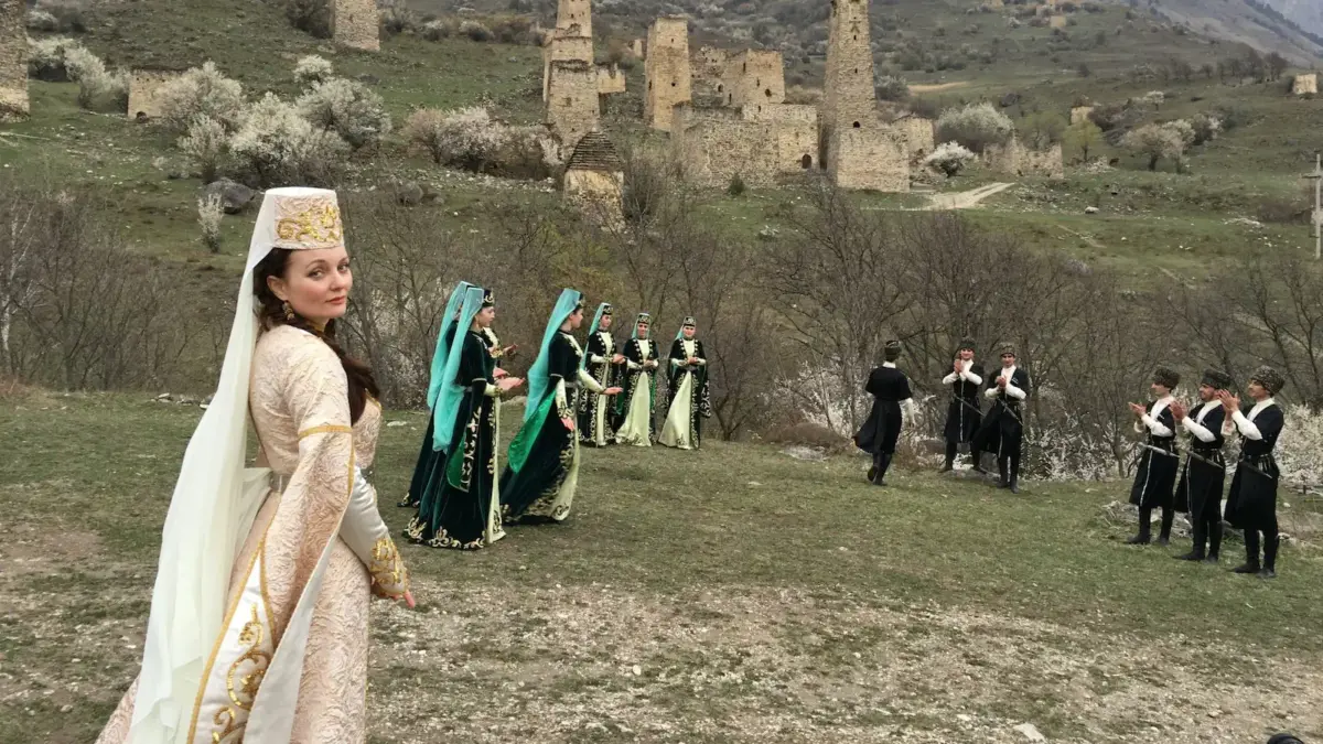 Оленеводы, китобои и танцоры: 10 документалок о народах России, которые стоит посмотреть