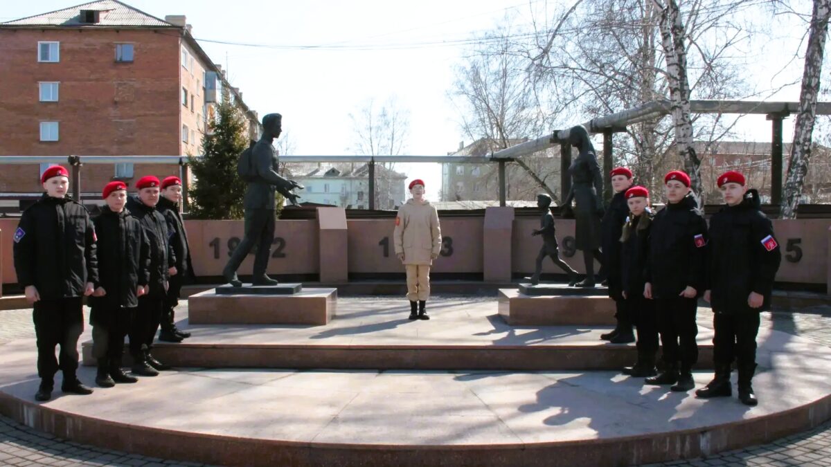 Не лозунги, а дела: юнармейцы Ленинск-Кузнецка в действии