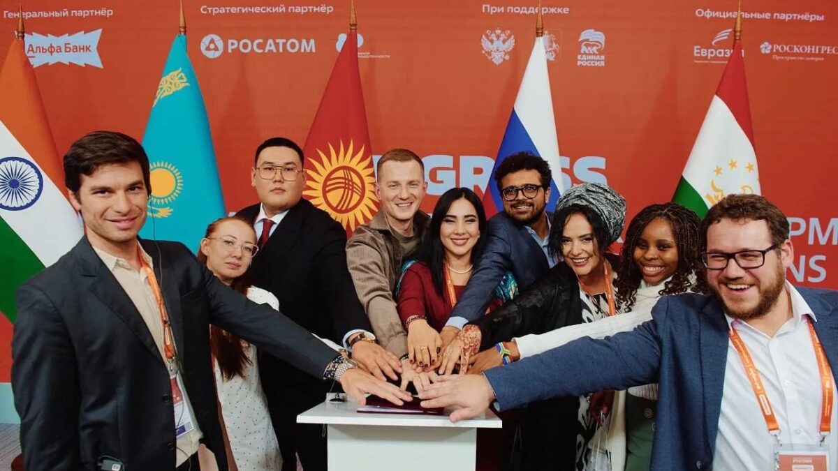 План мероприятий Международного года добровольцев утвердили в России