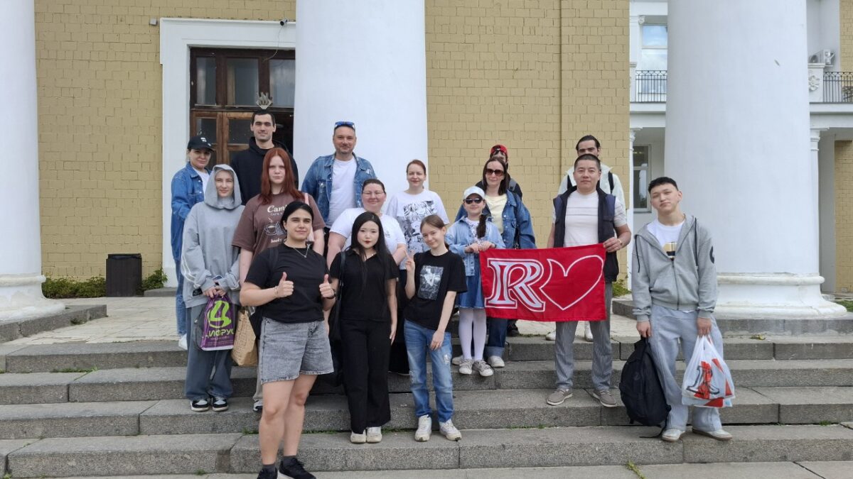 Волонтеры ROSTIC’S помогли подготовить экспозицию для краснокнижных растений 