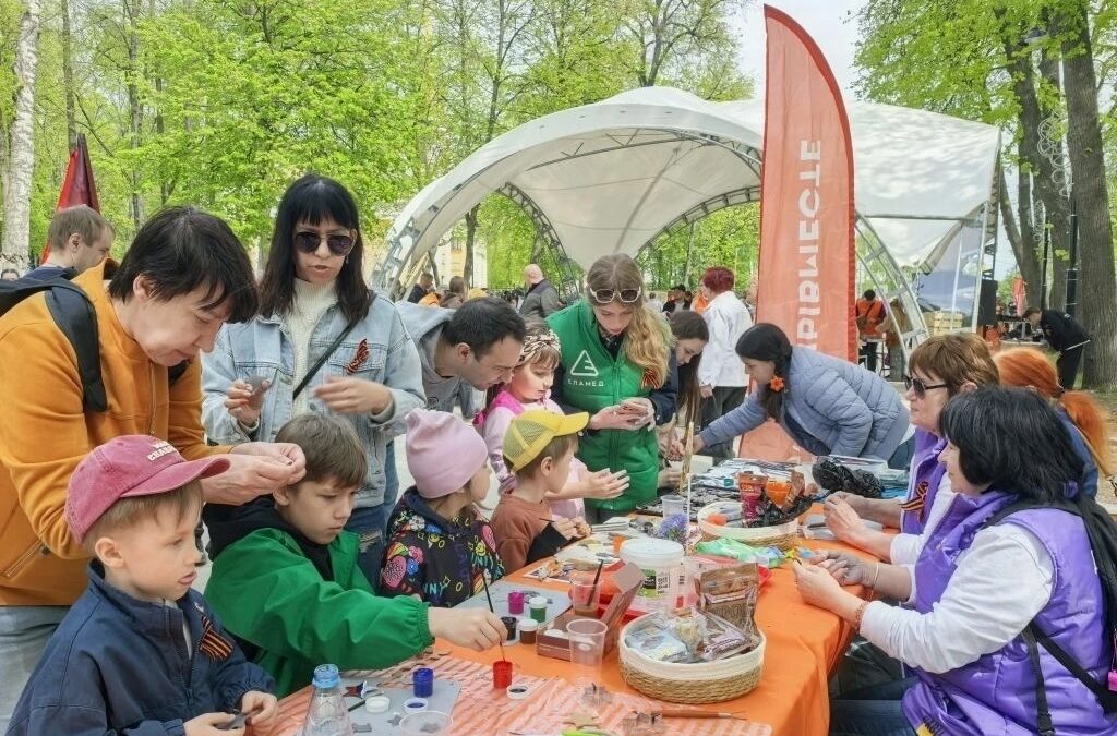 Звезда Победы своими руками: как мы работали в Кремлёвском сквере
