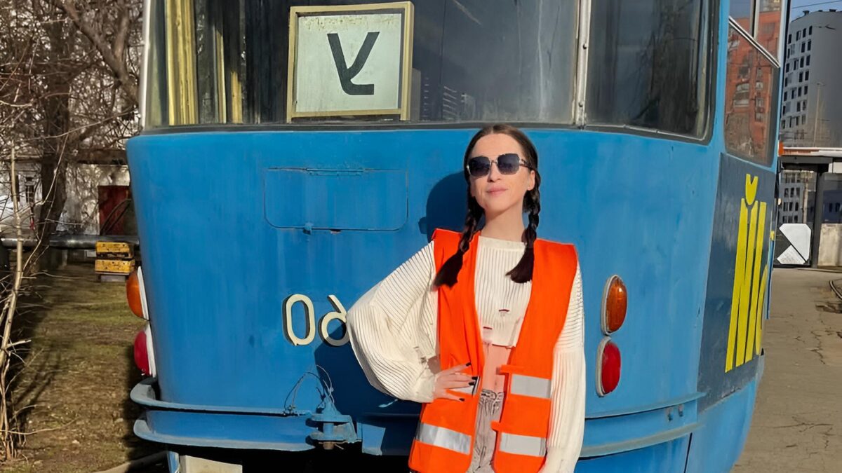 Водителем трамвая стала 21-летняя екатеринбурженка