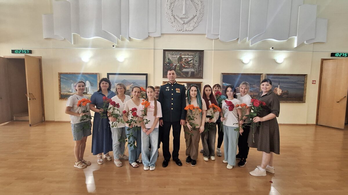 Даже в праздник работа не останавливается! Сегодня праздничный день, а у нас в мастерской…