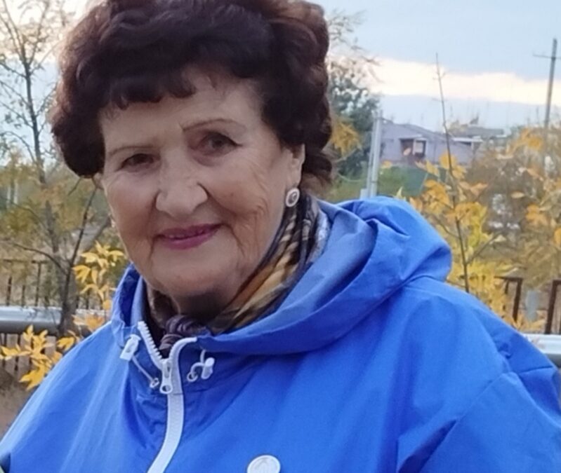 Есть женщины в Русских селеньях.