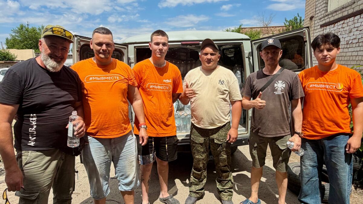 Тыл помогает фронту: вода для защитников Херсонщины