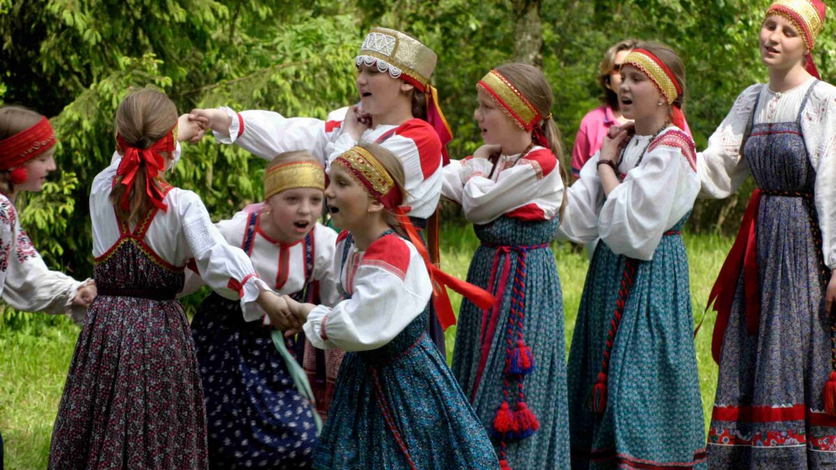 Как сохранить традиции семьи и народа в современном мире